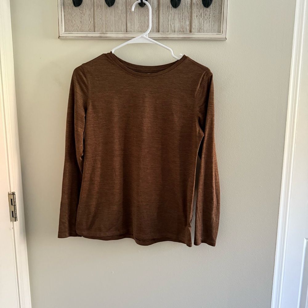 Athletic Works Brown Long Sleeve T-Shirt